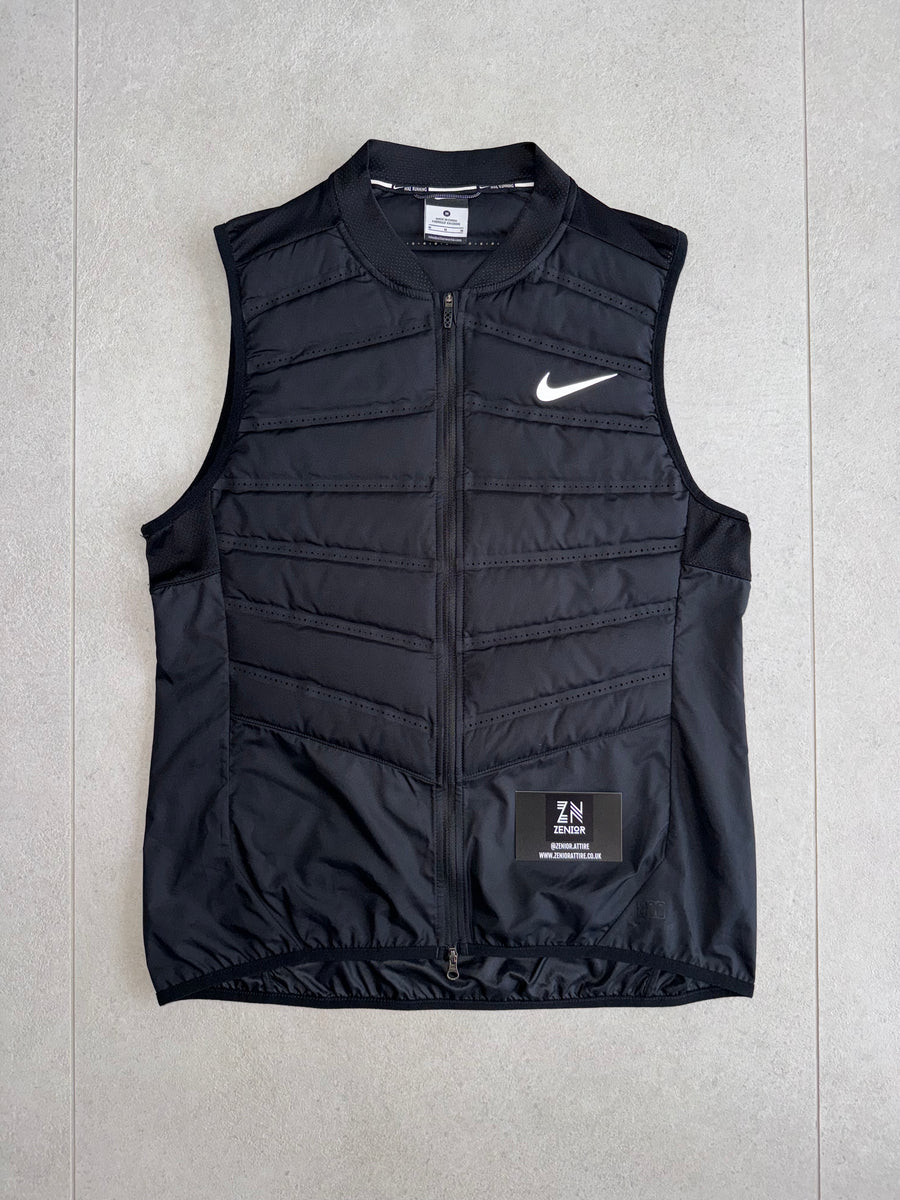 Black_Front_-683912-