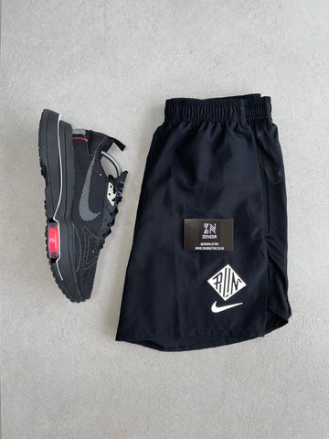 Nike Challenger Wild Run Shorts 7 inch - Black