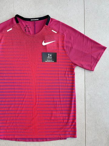 Nike Tech-Knit Future Fast T-Shirt - Vivid Purple