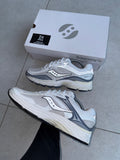 Saucony ProGrid Omni 9 - Ivory Blue