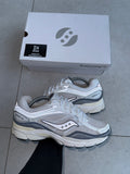 Saucony ProGrid Omni 9 - Ivory Blue