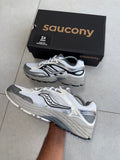 Saucony ProGrid Omni 9 - White/Antique