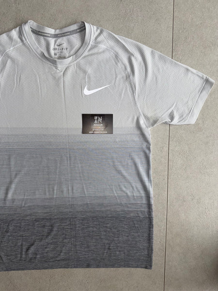 nike summer t shirt wolf grey
